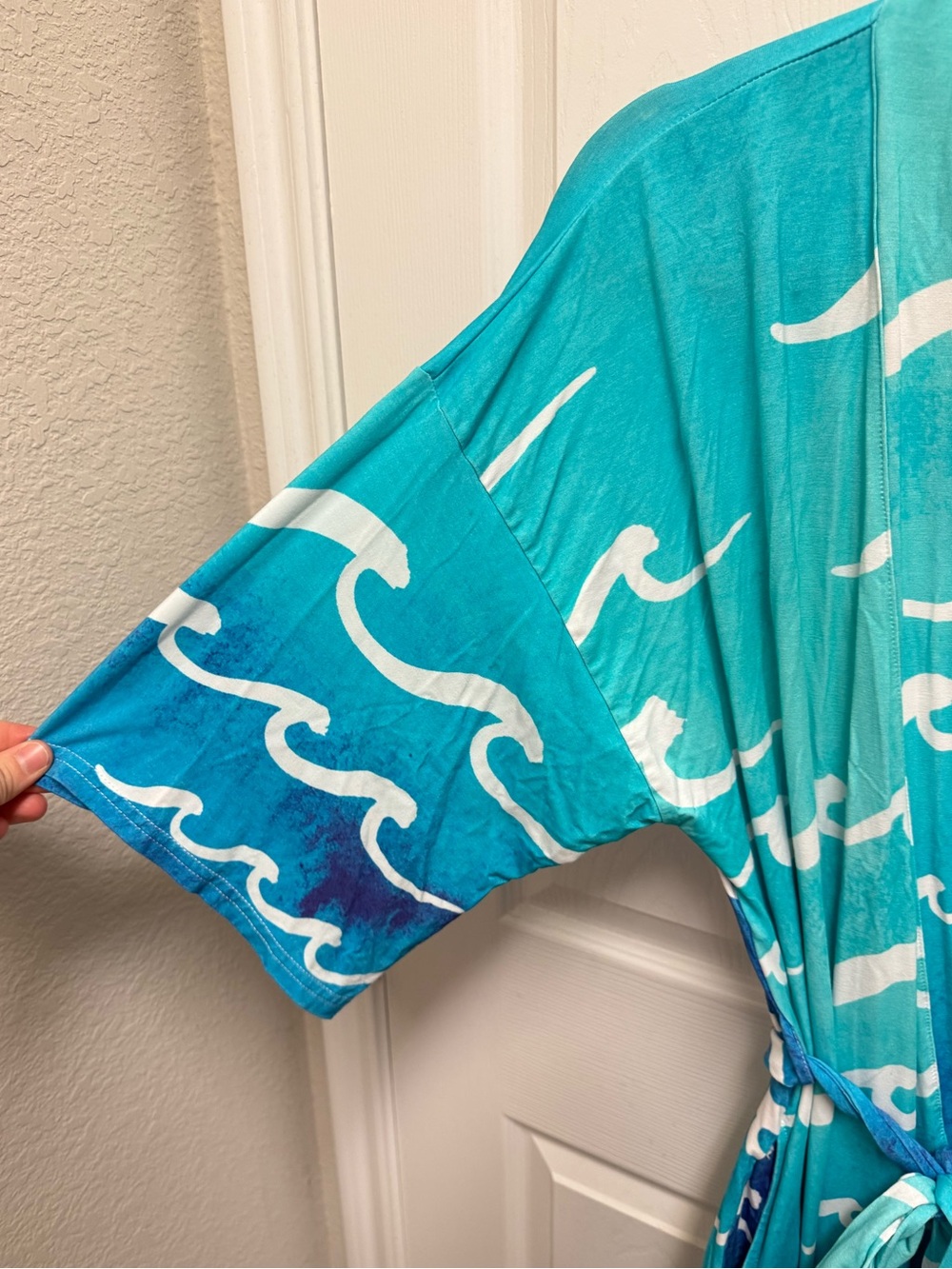 Coco Moon Wave Robe - Picture 7 of 11